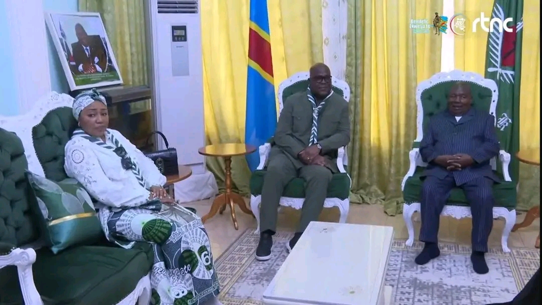 Revivez l’arrivée solennelle du Chef de l’État congolais, Son Excellence Félix Antoine Tshisekedi Tshilombo, à Nkamba, haut lieu spirituel de l’Église Kimbanguiste